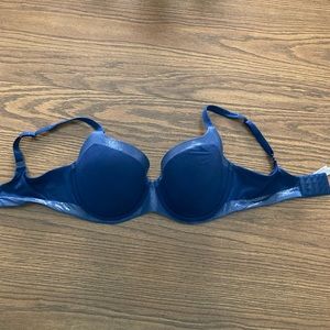 NWOT Victoria’s Secret Lightly Lined Demi Bra